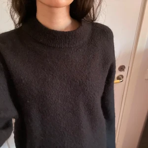 Stickad tröja från Gina - Jättemysig stickad tröja från Gina Tricot💞