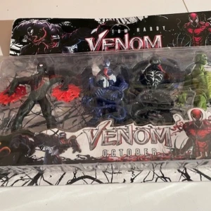 Venom 4 st figurer 15 cm  - Venom 4 st figurer 15 cm 
