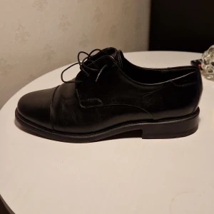 Herr skor  - Välvårdade.