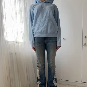 Hoodie - Hoodie i storlek S (herrstorlek)🩵🩵