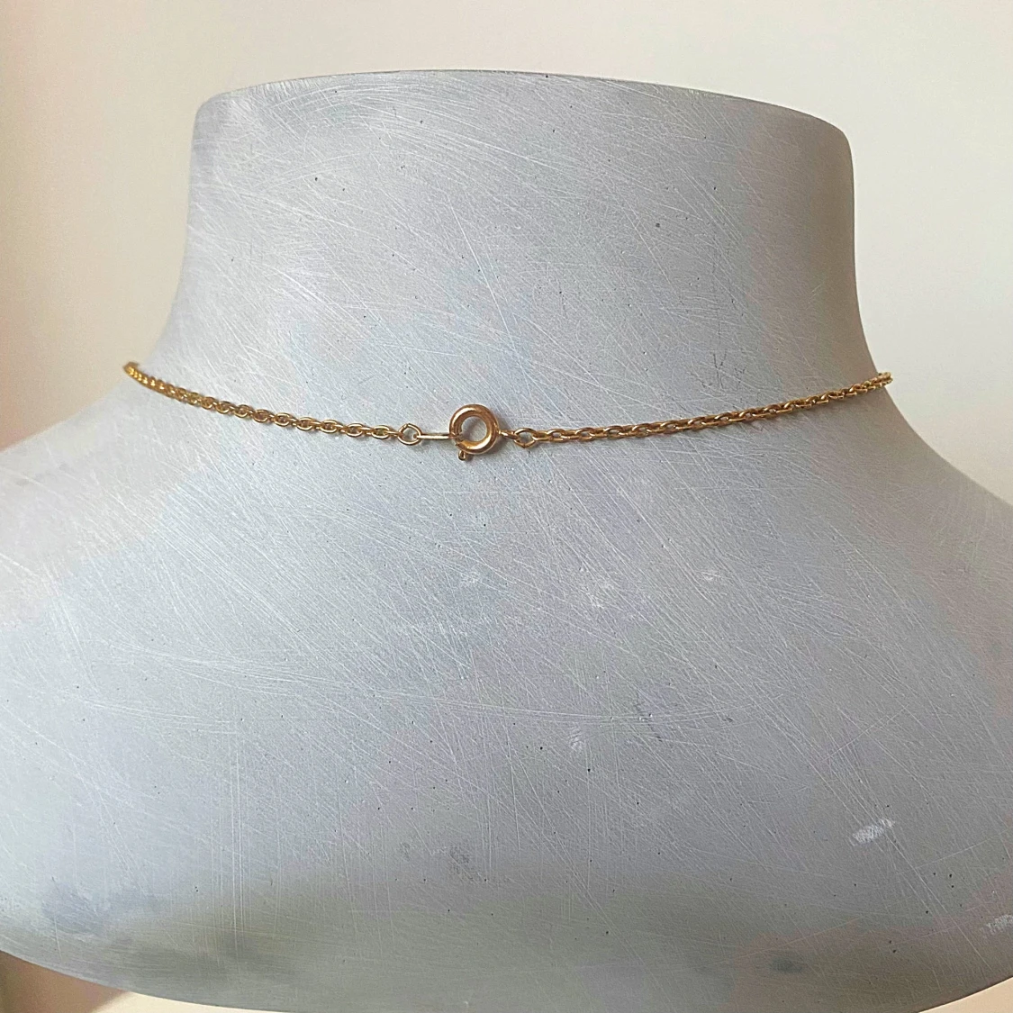 Guldhalsband och örhängen med kattmotiv - 91