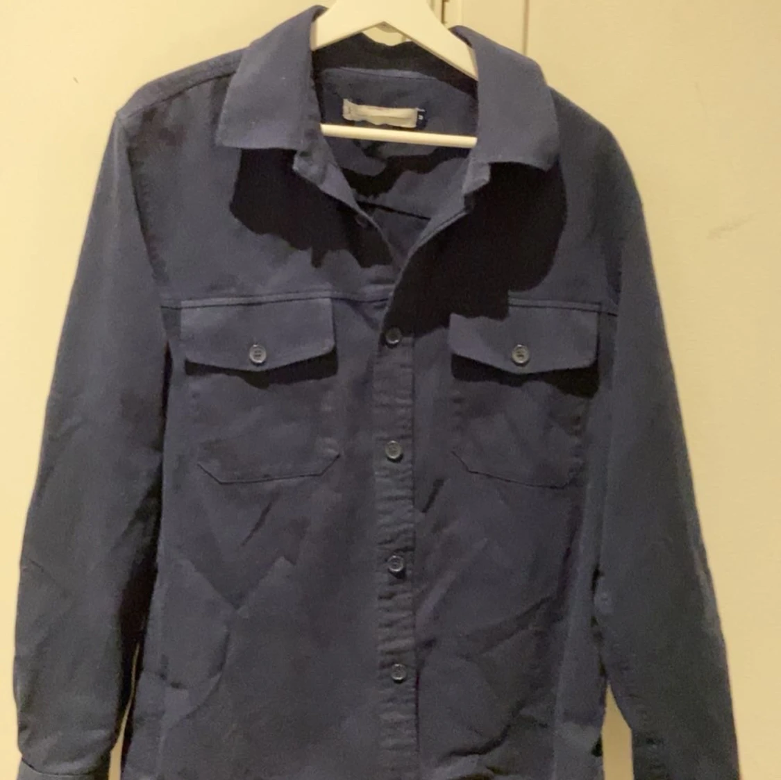 Blå overshirt