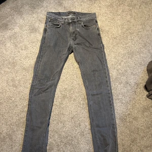 Nudie jeans - Säljer dessa asfeta nudie jeans i bra skick! 
