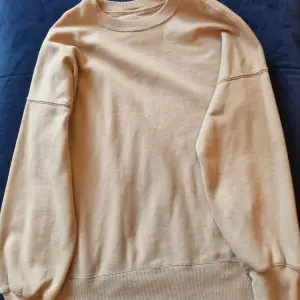 Supermjuk och varm Abercrombie & Fitch pullover från Soft A&F Collection. Perfekt till hösten och vintern!