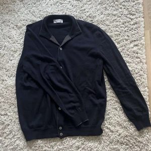 Gran Sasso cardigan  - Gran sasso cardigan i virgin wool, gott skick, perfekt under höst/vinter