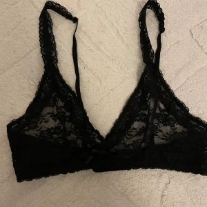 Bralette - Svart Bralette, använd sparsamt