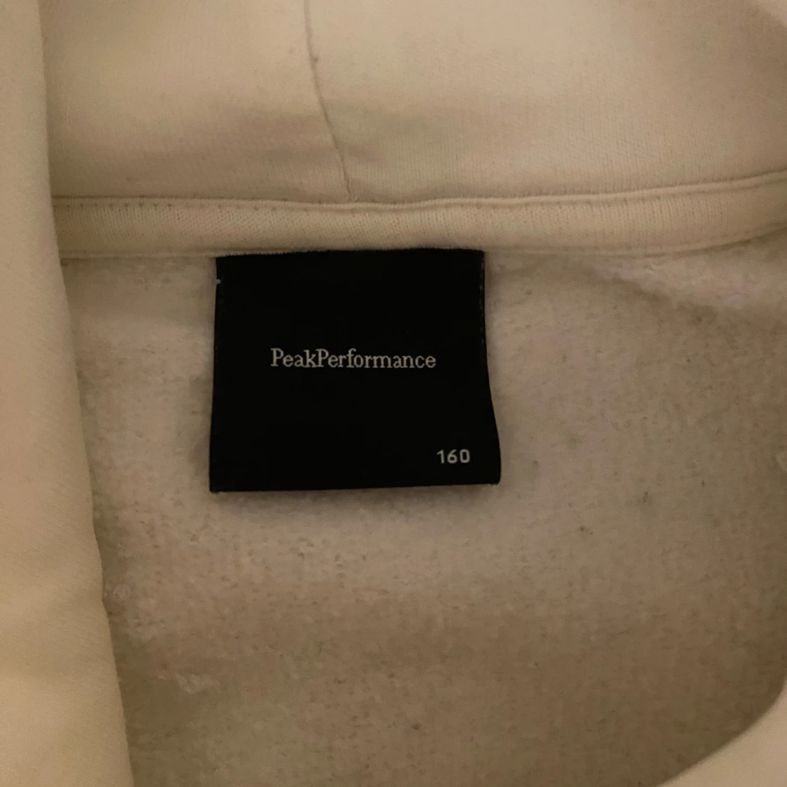Peak performance hoodie 160 - 2