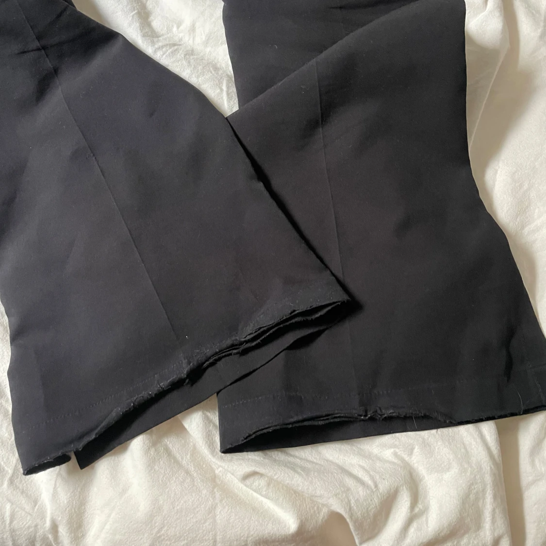 Svarta kostymbyxor - 90
