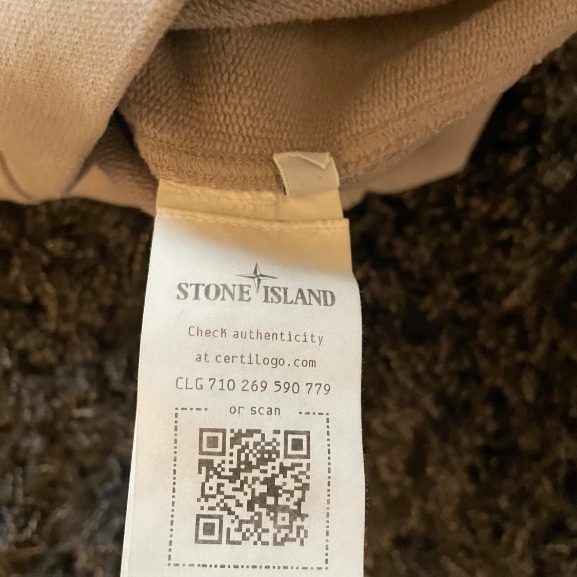 Beige tröja från Stone Island - 3