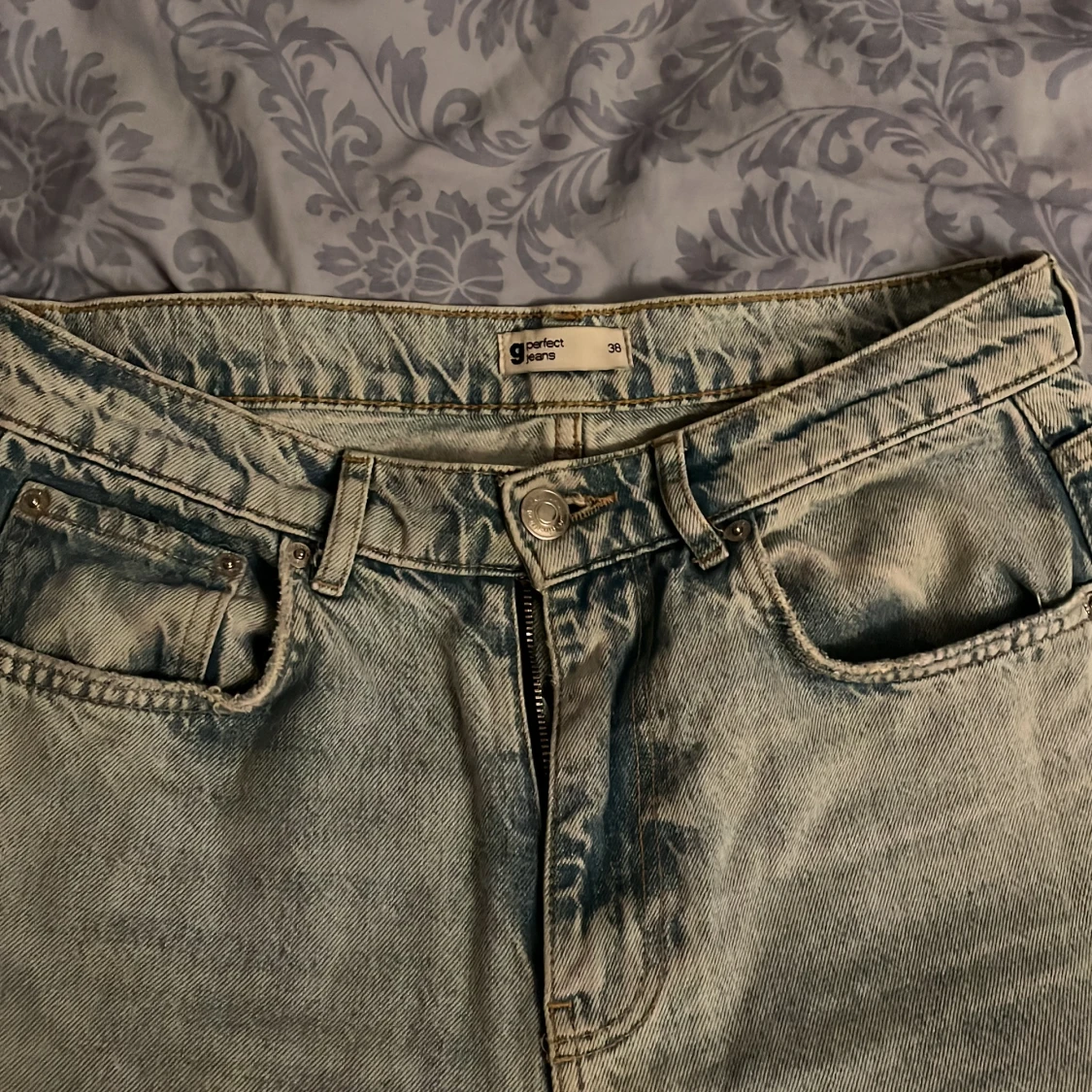 Ljusa jeans från Gina Tricot - 91