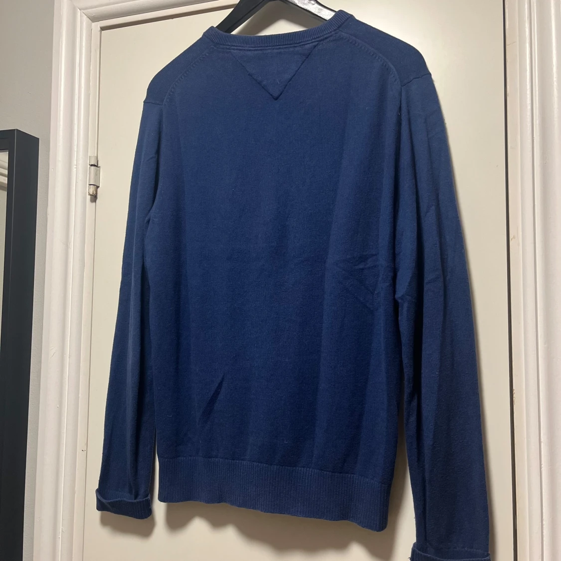 Blå tröja från Tommy Hilfiger - 92