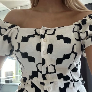 SUPERSÖT TOPP 💕💕💕💕💕💕💕 - Bra skick