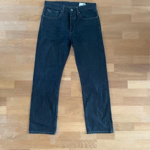 G-star jeans - Raka jeans från G-Star i bra skick, 32x34, modell: 3301 straight