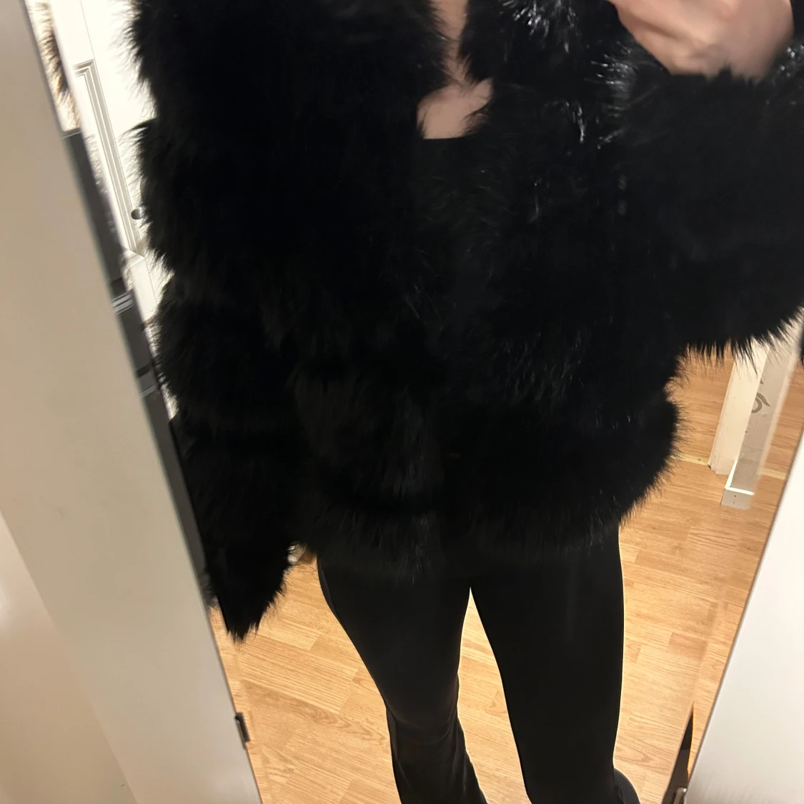 Svart pälsjacka - 90