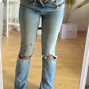 Jättes snygga jeans som inte kommit till användning, inga defekter💞