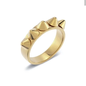 Edblad ring - Säljer denna Edblad ring i ganska bra skick i storlek 16,8! 💞