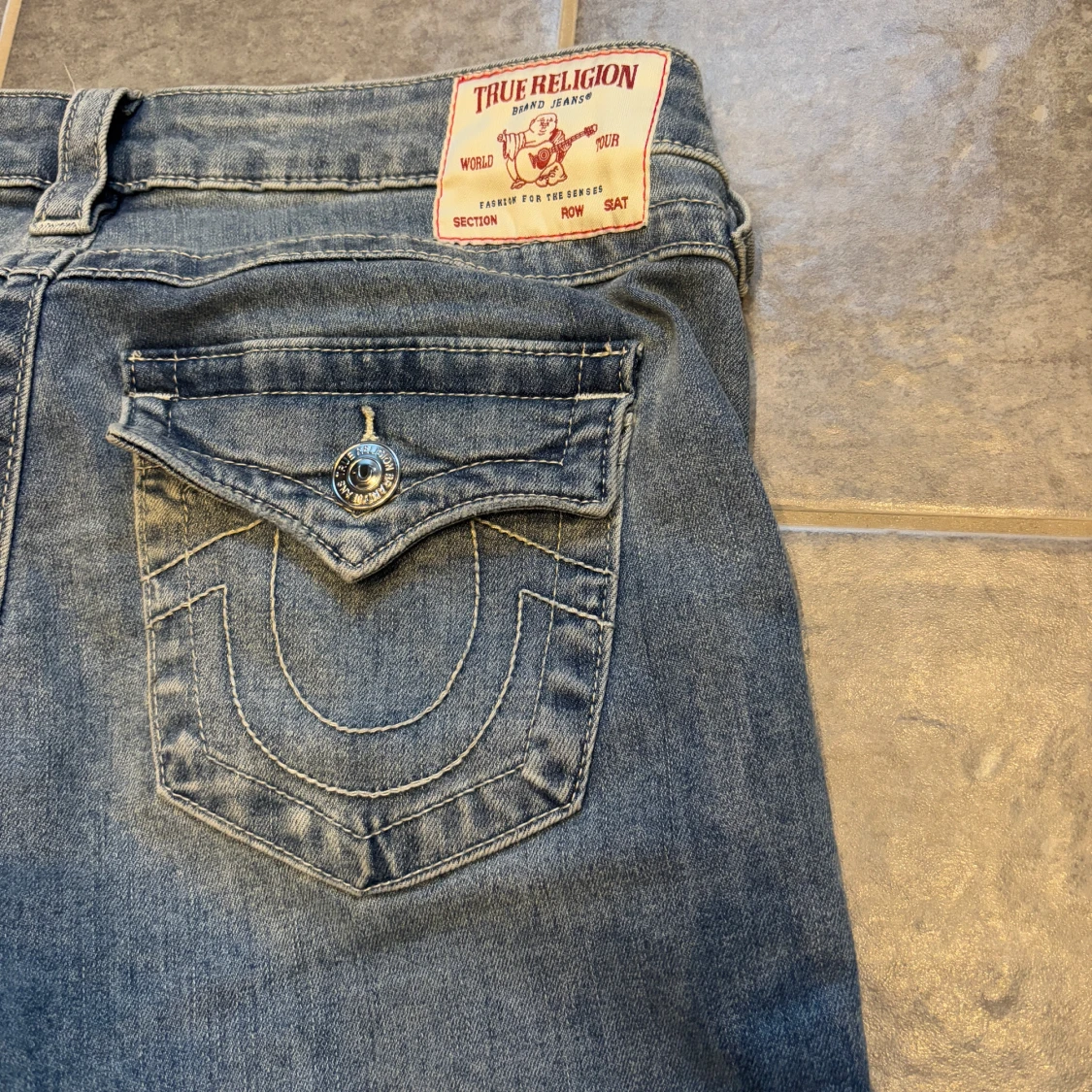 Blå jeans från True Religion - 91
