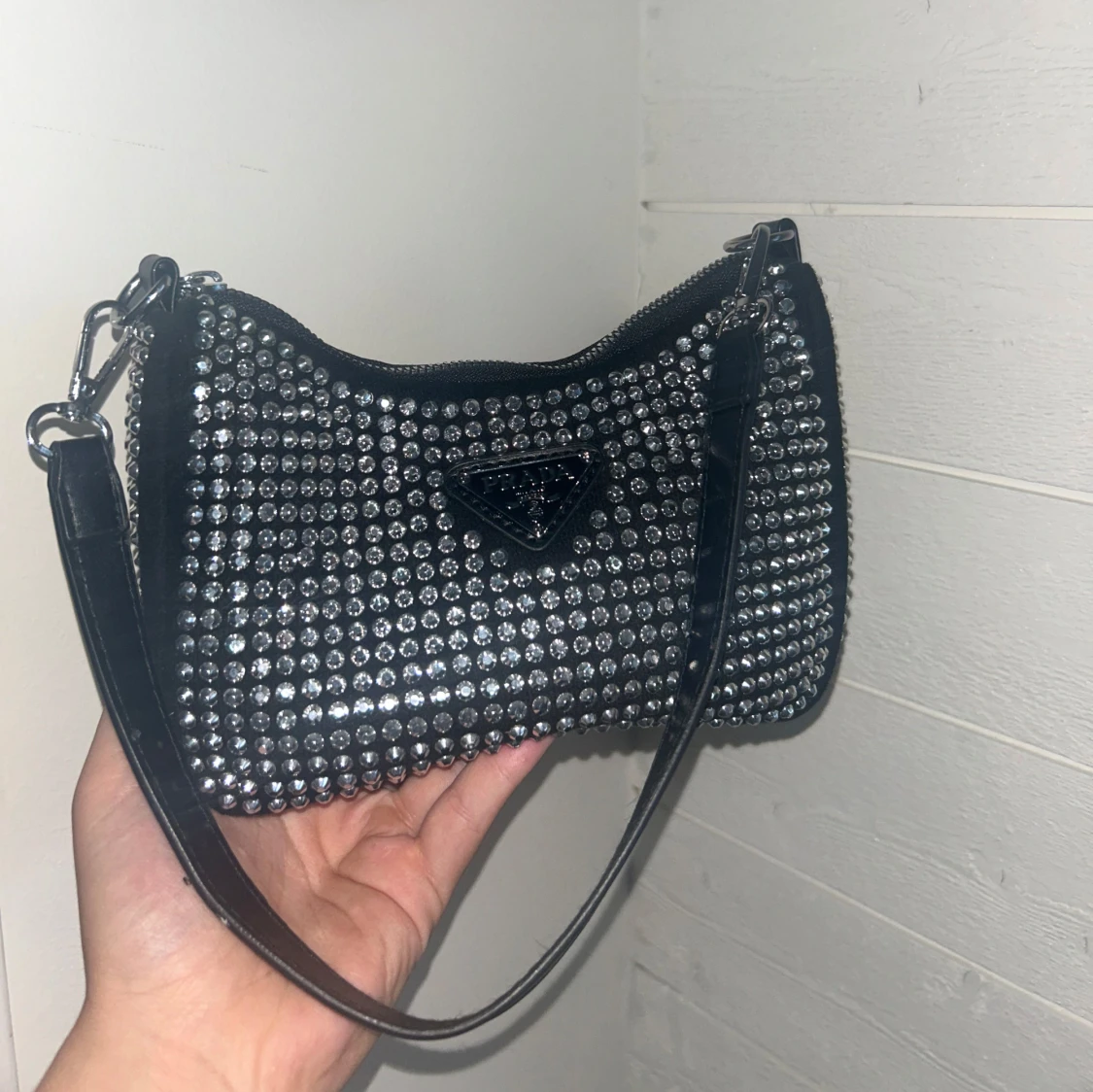 Glittrig axelväska  - 92