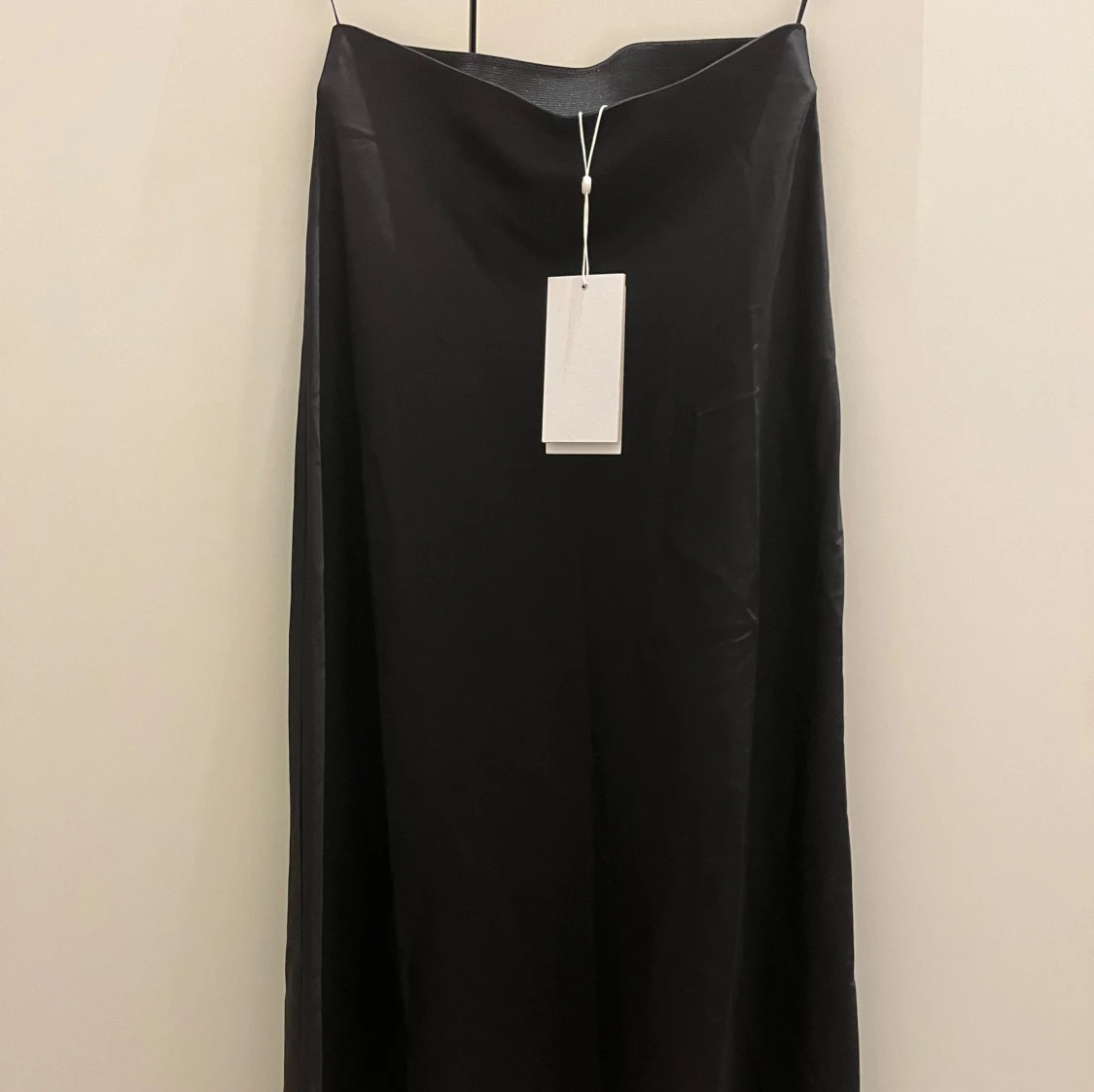 Svart långkjol från VILA - 90