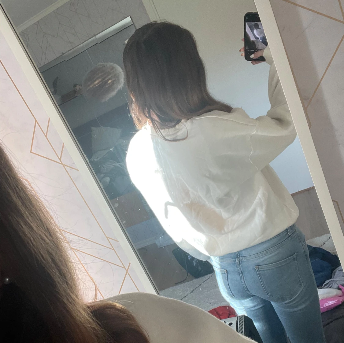 Vit sweatshirt från Gina Tricot - 90