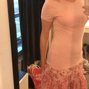 Rosa sthlm tröja - Sthlm stil  Jätte fin 