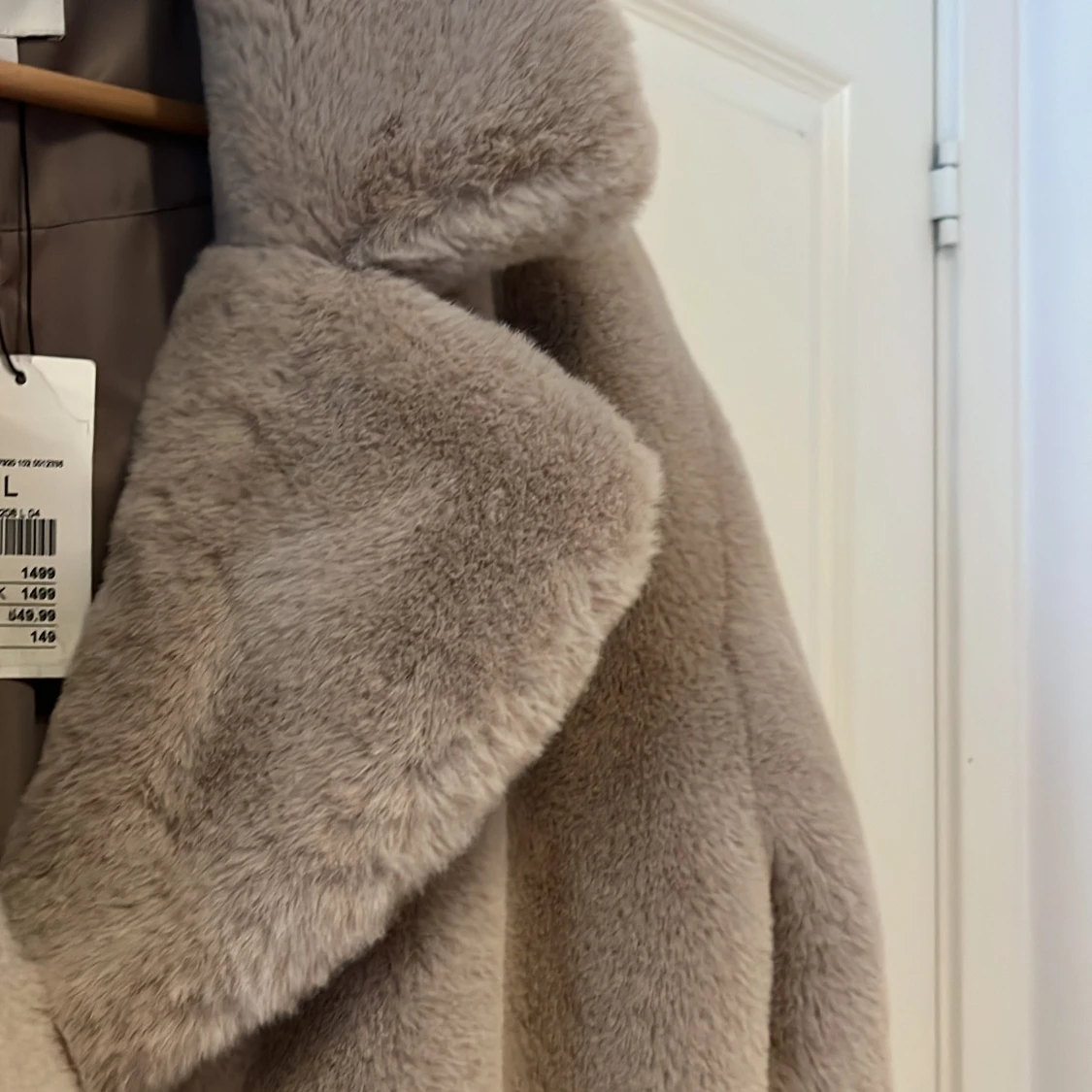 Jacka från Kappahl strl L - 92