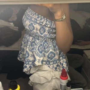 Bandeau topp - Gullig bandeau topp, använd 1 gång. Ny skick. 