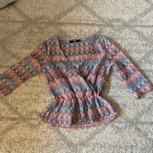 Blus  - Blus från bikbok🥰
