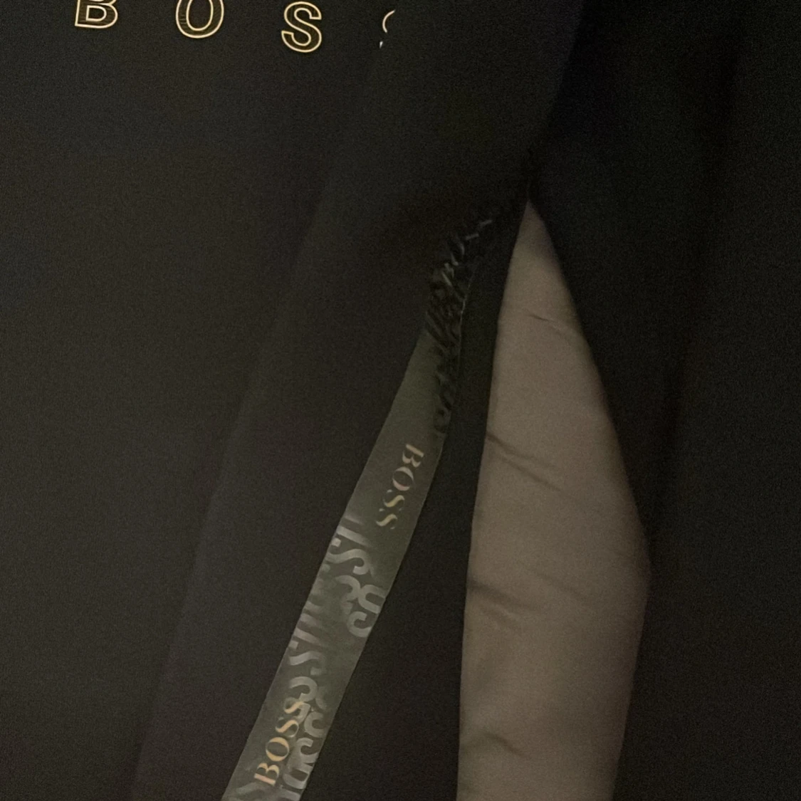 Hugo Boss sweatshirt black gold  - 93