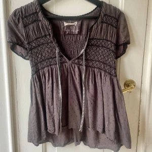 Odd Molly Blus - Är så fin och passar både till vardags och till middagar eller liknande❤️ 