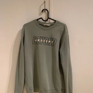 H&M Beyond Awesome T-Shirt - The condition of this sweater is pretty good, no visible marks but i has been worn a few times.