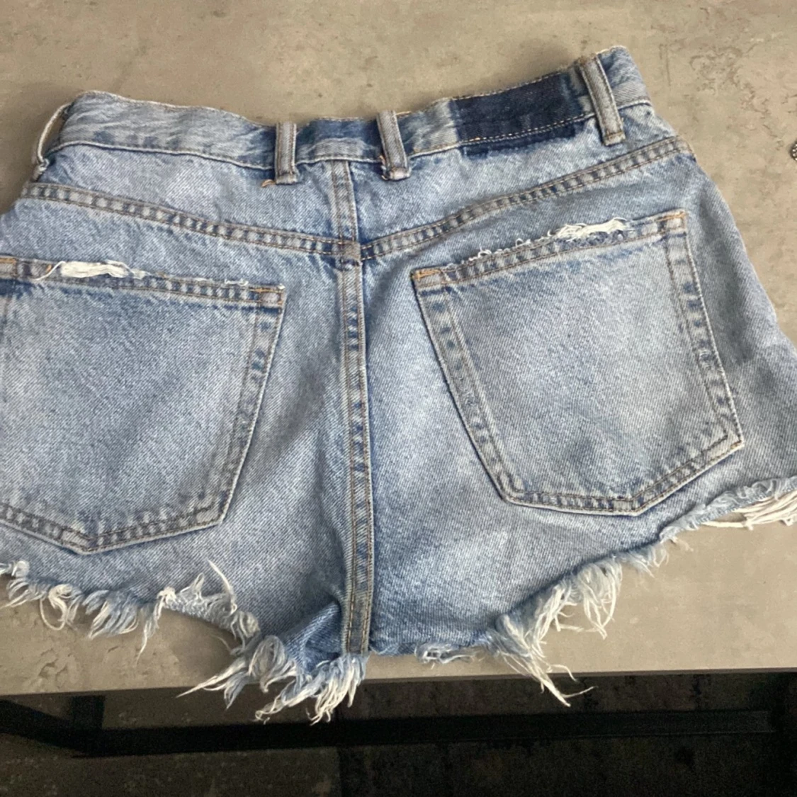 Zara jensshort  - 90