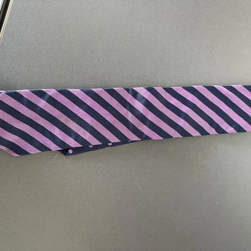 Slips från Stenströms Blå/Lila I gott skick Kommer från ett djur och rökfritt hem.. Asusteet.
