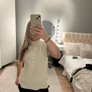 Super snygg tröja - En super snygg tröja med polo från zara💞⭐️