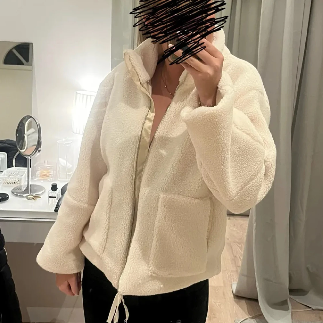 Vit Teddy jacka  - 93