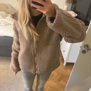 Teddy jacka - Brun teddy jacka💞💞