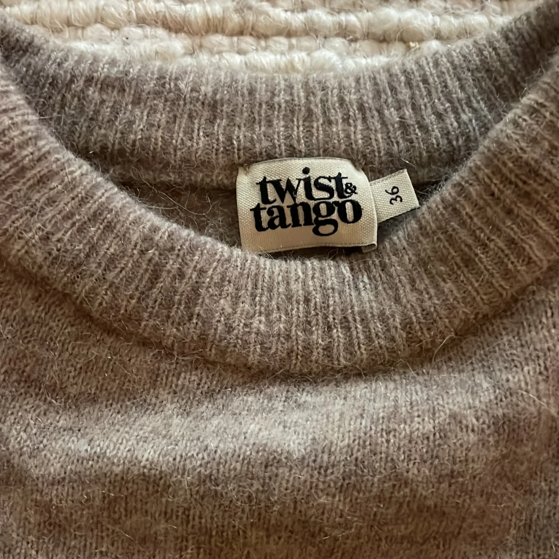 Tjock tröja till vintern  - 90