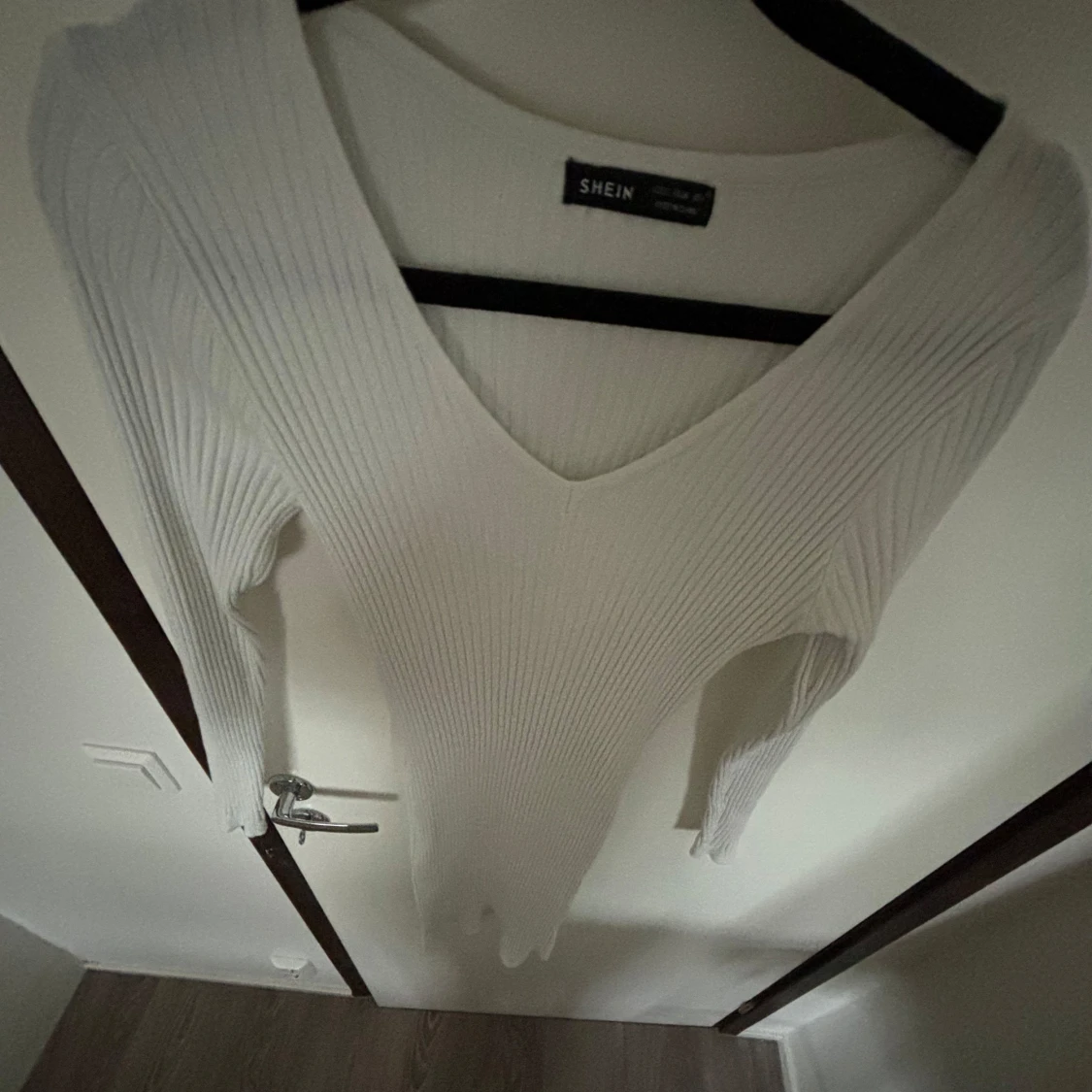 Vit ribbad klänning från Shein