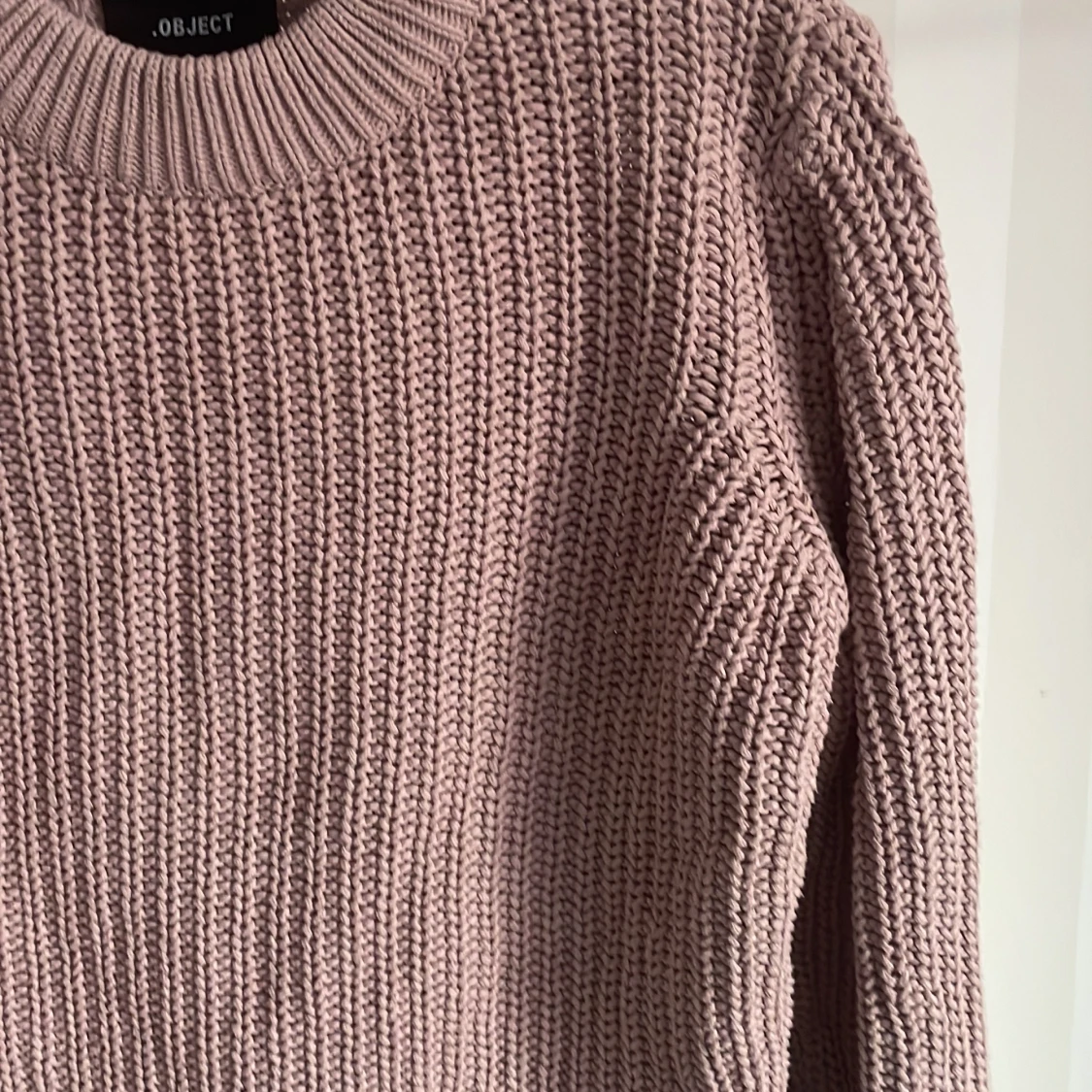 Ljusrosa stickad tröja från Object - 90