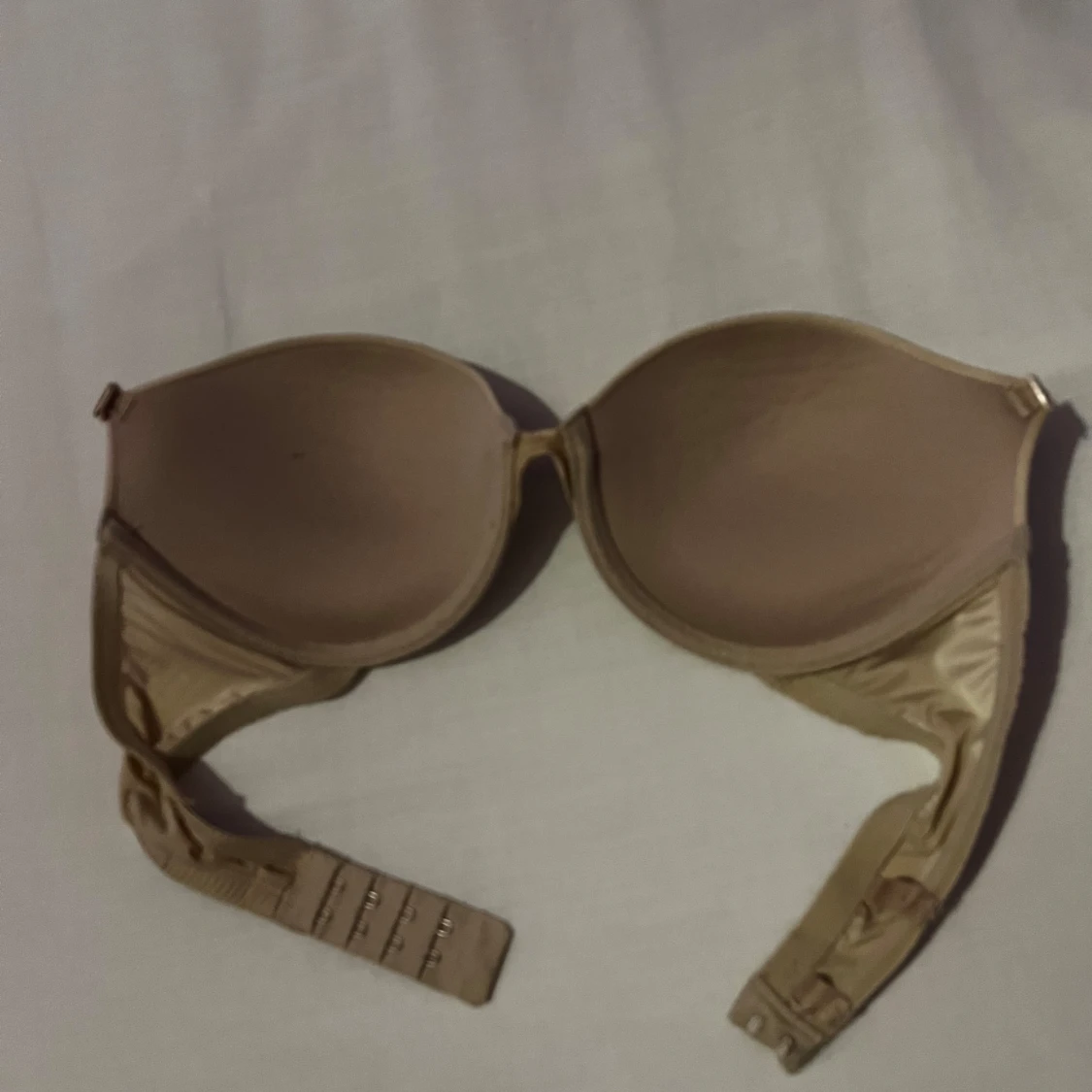 Beige pushup strapless bh B-cupa  - 90
