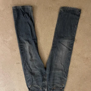 Levis 501 - Levis 501. Skriv om intresserad. Priset är ej fast!