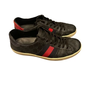 Gucci ace - 7/10 skick 