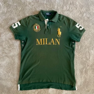 Ralph Lauren “Milan” Polo - Skicka bud för snabb affär. Fin cheifkeef polo i bra skick, snälla var inte rädd för att ställa frågor!