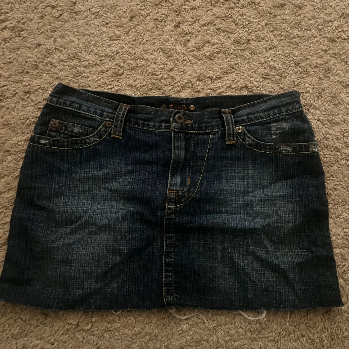 Jeanskjol från loveli - 1