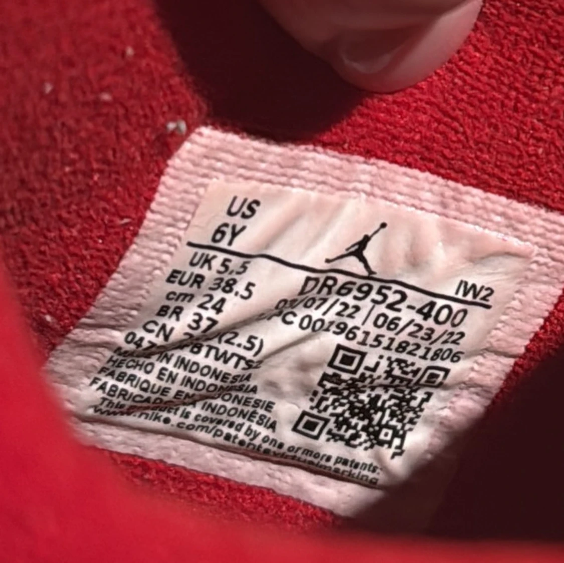 Jordan 4 retro messy room - 3