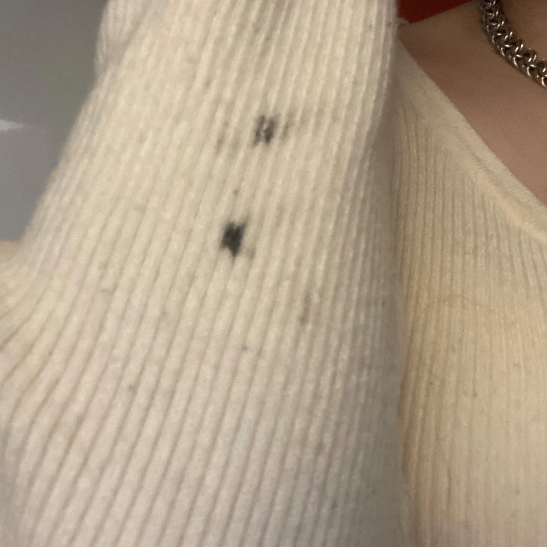 Vit ribbad tröja med knappar - 2