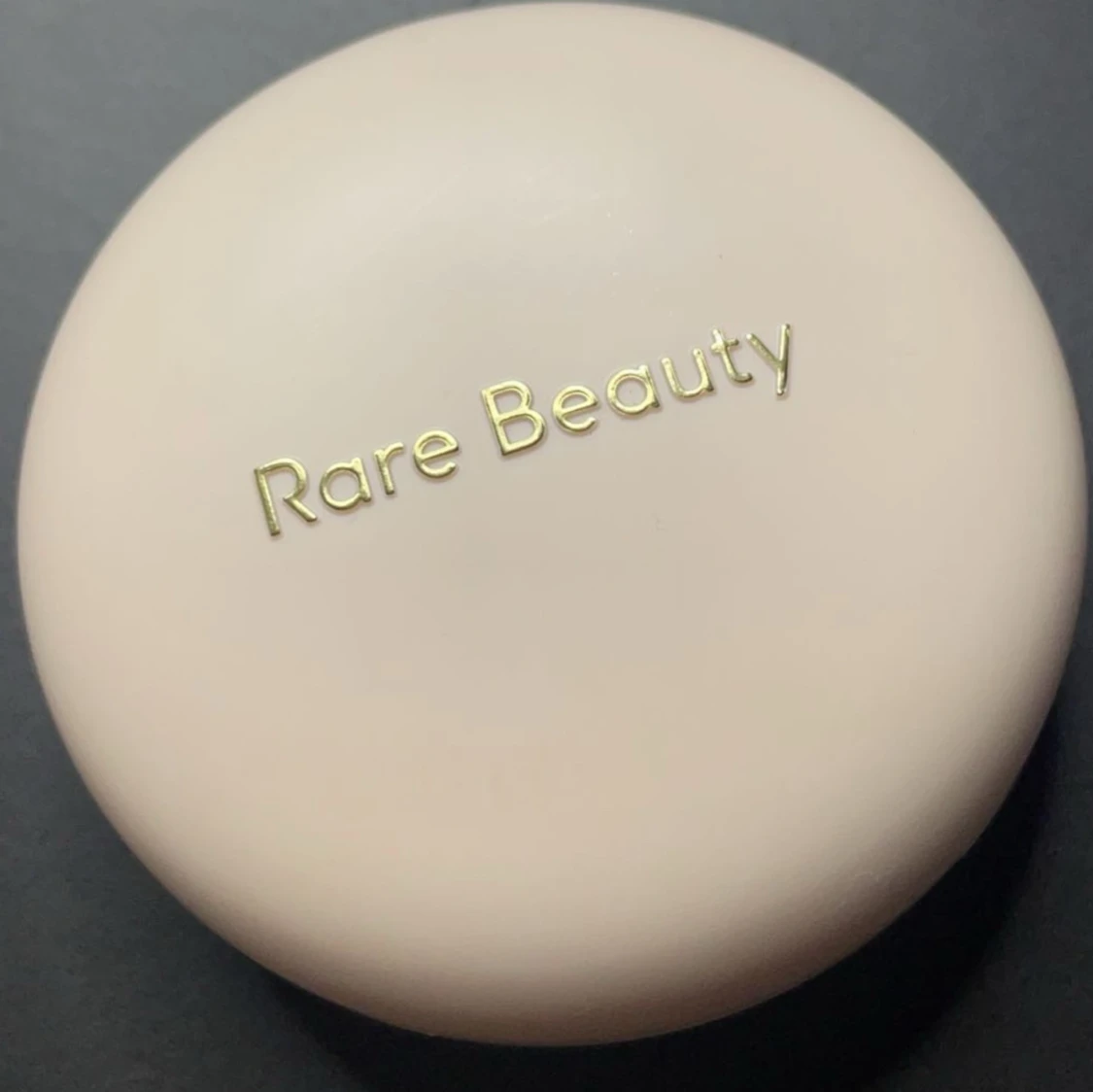 Rouge från Rare Beauty - 1