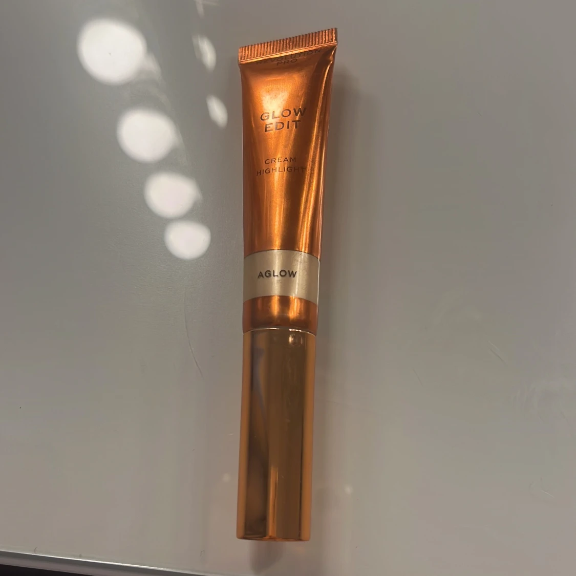 Glow Edit Cream Highlight i nyansen Aglow