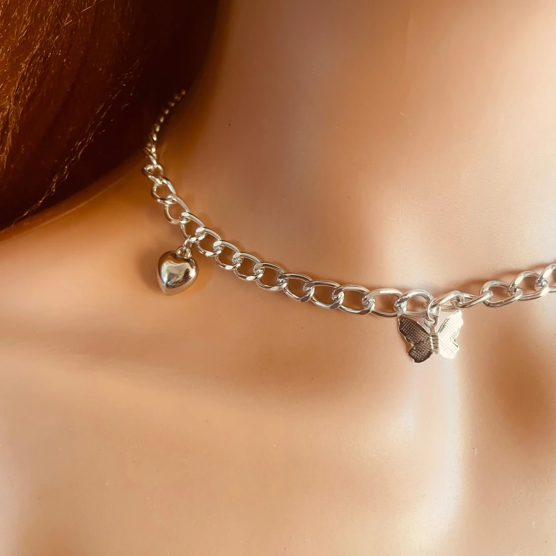 Made by prisförslag- halsband hjärta fjärilar  - 2