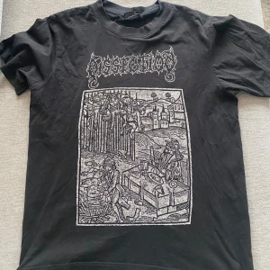 Dissection tröja  - As cool dissection tröja från 1990 talet står s men är M tar inga scam bud 